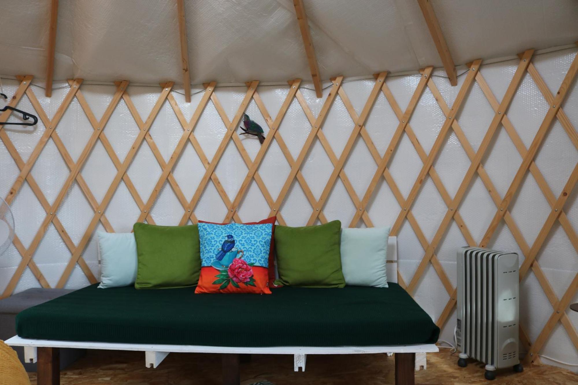 Tui's Nest Glamping Hébergements insolites Faverolles  Buitenkant foto